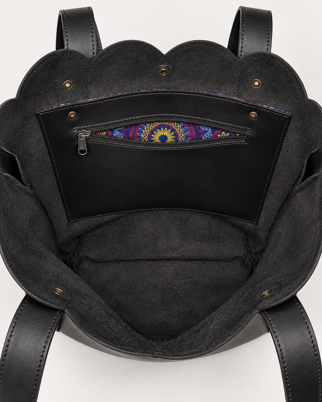 Scallop Tote - Black